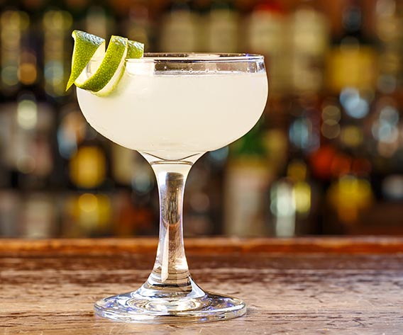 Ledeni cocktail iz limone